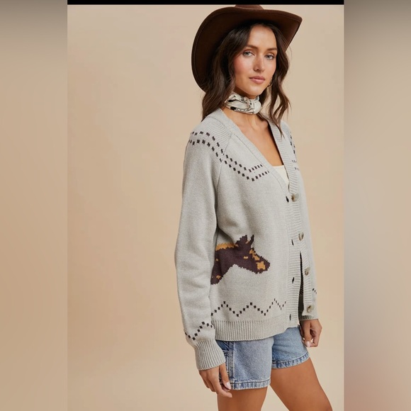 Light Gray Horse Intarsia Sweater Cardigan - Picture 2 of 7
